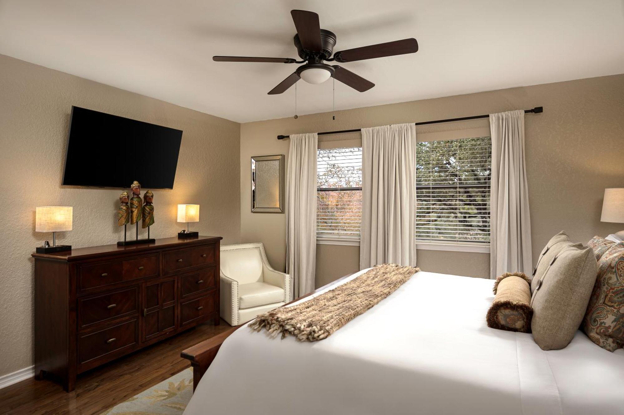 Blair House Inn And Spa Wimberley Oda fotoğraf